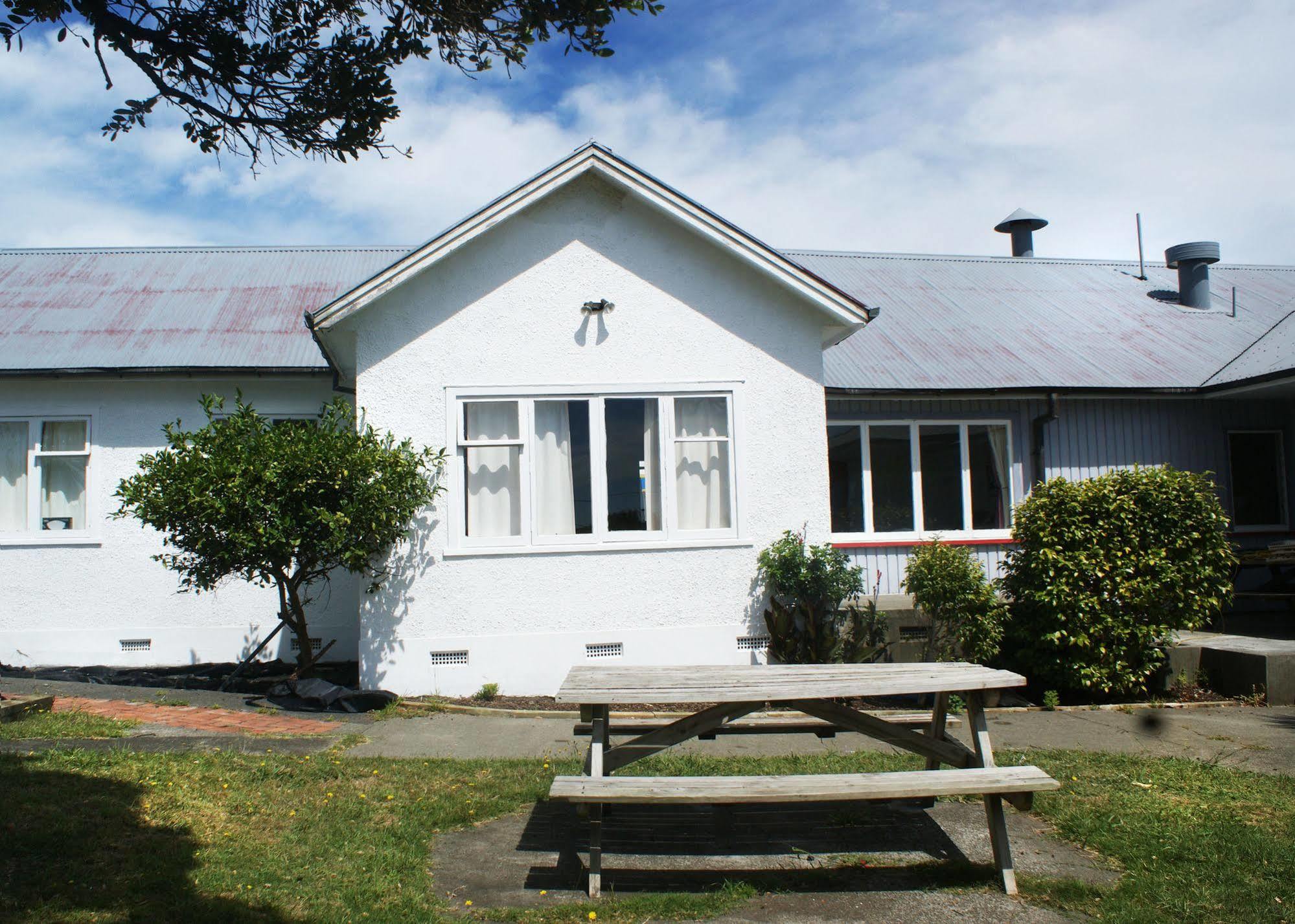 42B College House Hostel Whanganui Ngoại thất bức ảnh